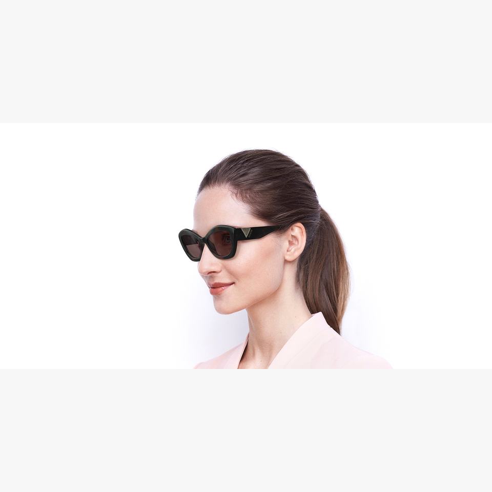 Lunettes de soleil femme GU7868 écaille - Vue de face
