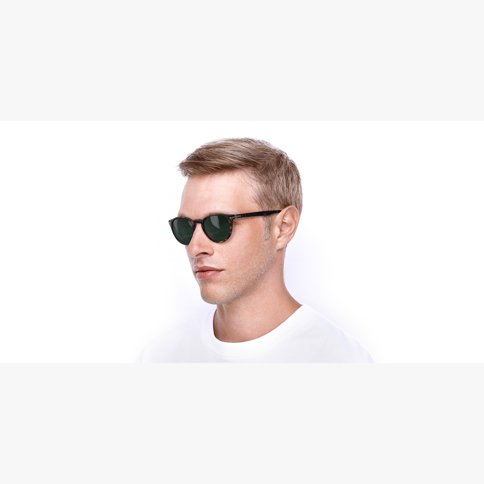 Lunettes de soleil homme PO3152S écaille - Vue de 3/4