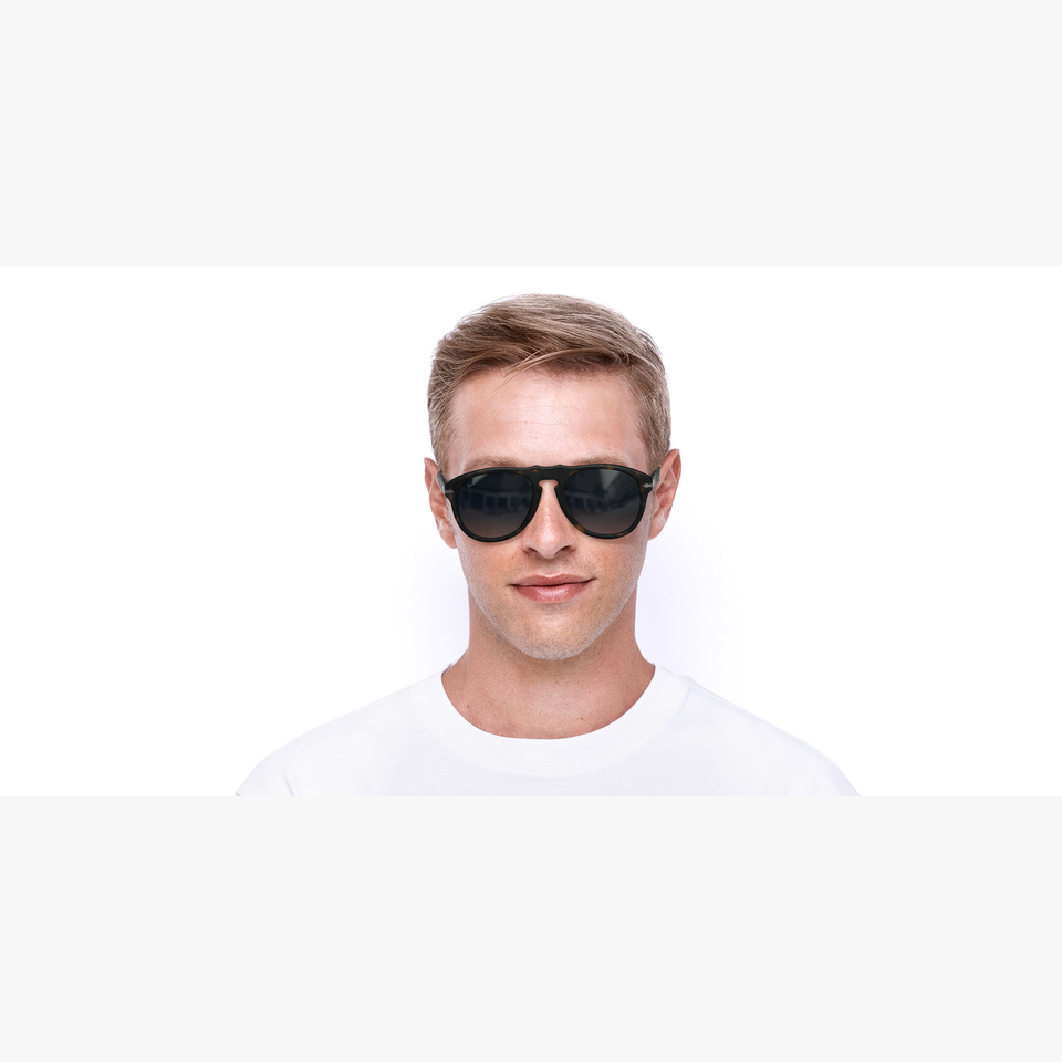 Lunettes de soleil homme PO0649 écaille - Vue de face