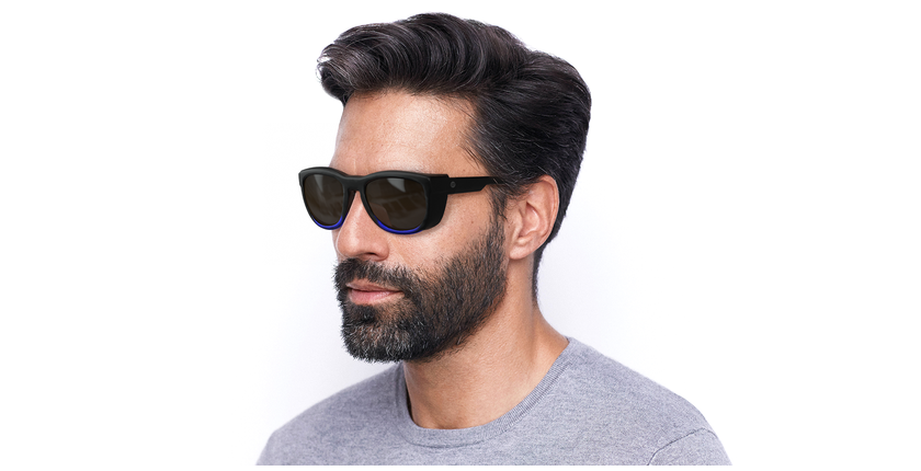 LUNETTES DE SOLEIL Skyline noir/bleu - vue de 3/4