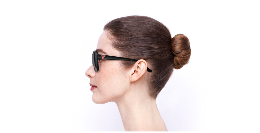 LUNETTES DE SOLEIL femme GU7775 01B noir - Vue de côté