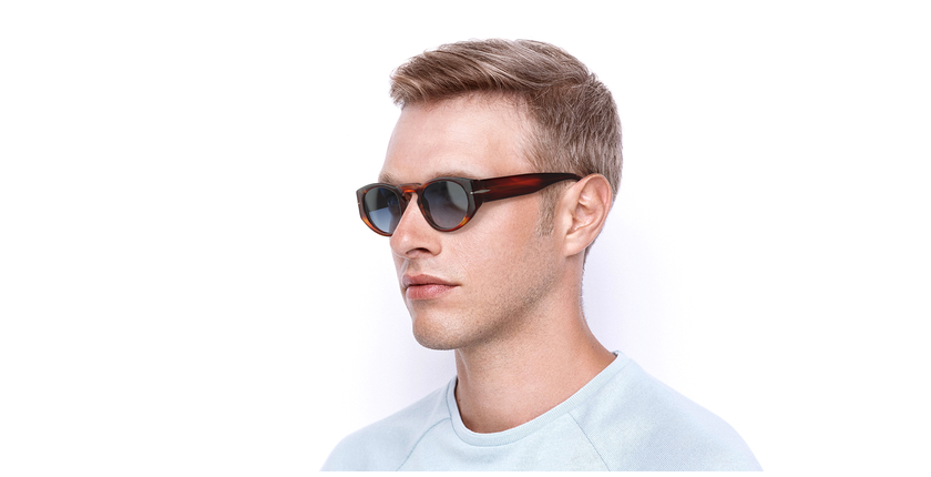 LUNETTES DE SOLEIL homme DB 7033/S dégradé noir écaille - Vue de face