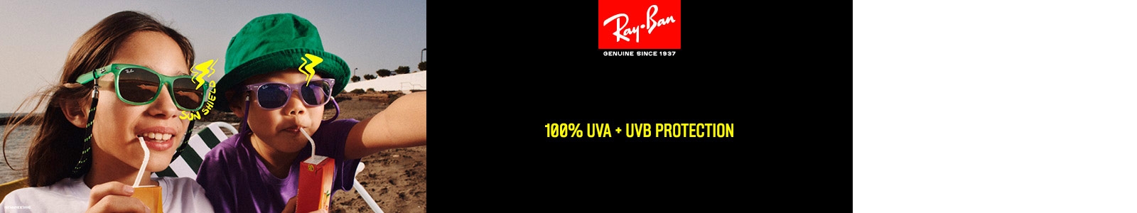 Des enfants portant des lunettes de soleil Ray-Ban-Junior