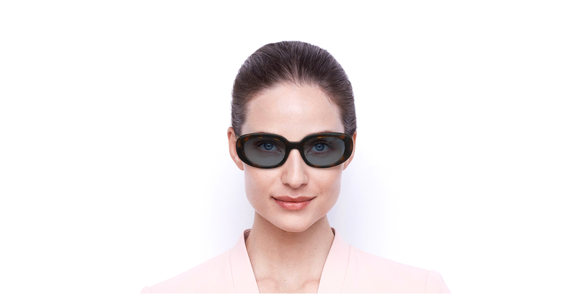 LUNETTES DE SOLEIL femme GU8260 écaille - Vue de face