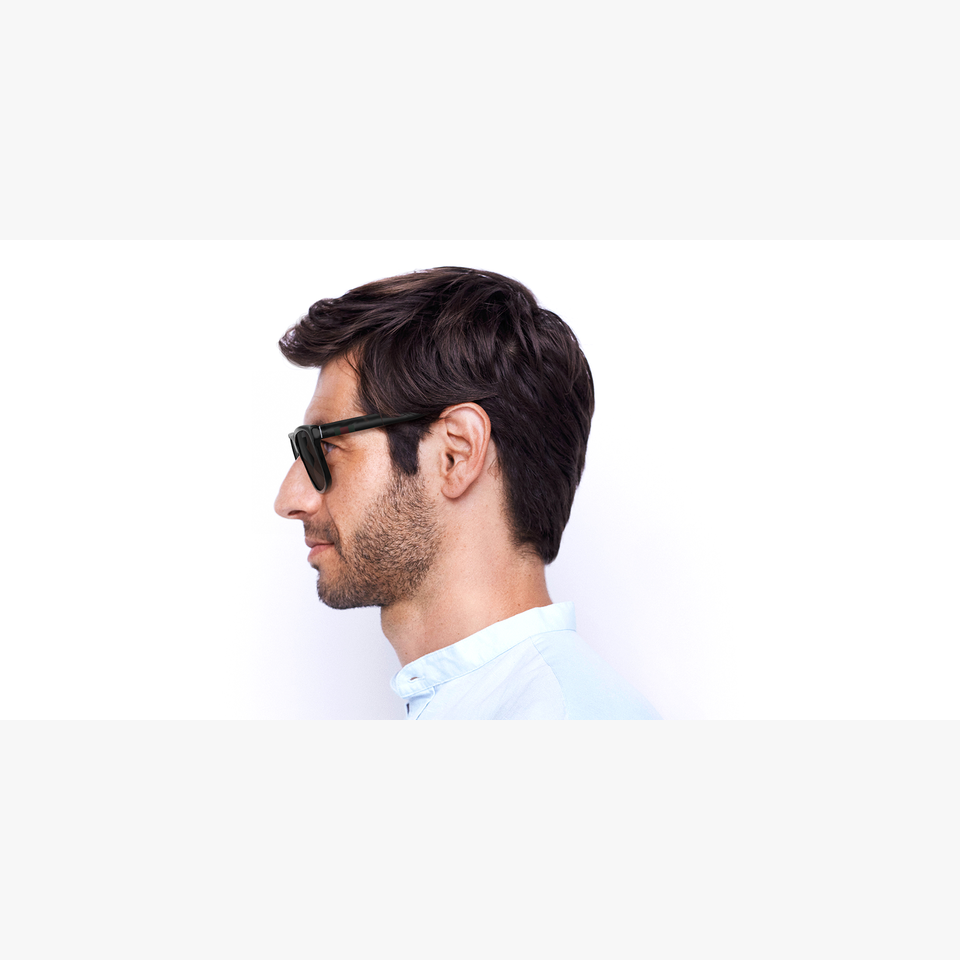 Lunettes de soleil homme GG0010S noir - Vue de côté