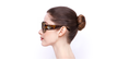 LUNETTES DE SOLEIL femme LO709S écaille - Vue de côté