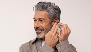 Comment mettre correctement son appareil auditif ?